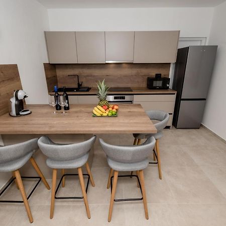 Peaceful Haven Near The Sea-Apartments Torlak Rab Banjol Exteriér fotografie